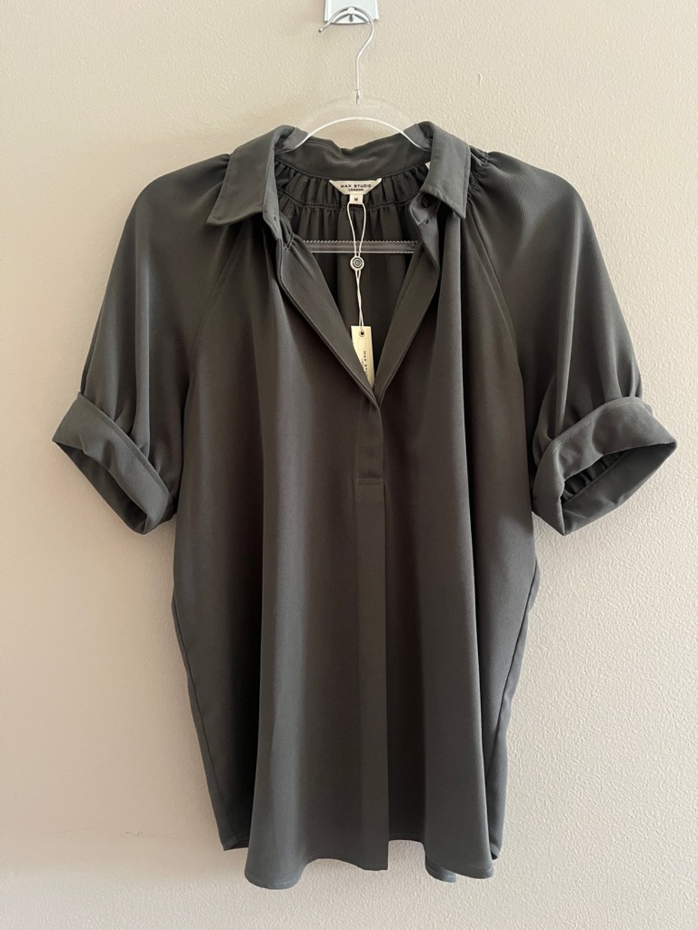 Max Studio Charcoal Short-Sleeve Collar Blouse